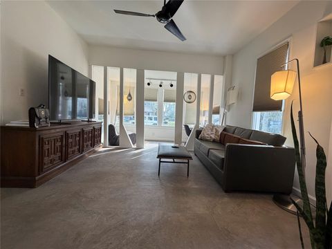 Photo of 318 Hyde Park Boulevard #A, Houston, TX 77006 (MLS # 59509287)