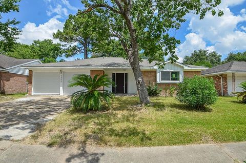 Photo of 7522 Jackwood Street, Houston, TX 77074 (MLS # 49495549)