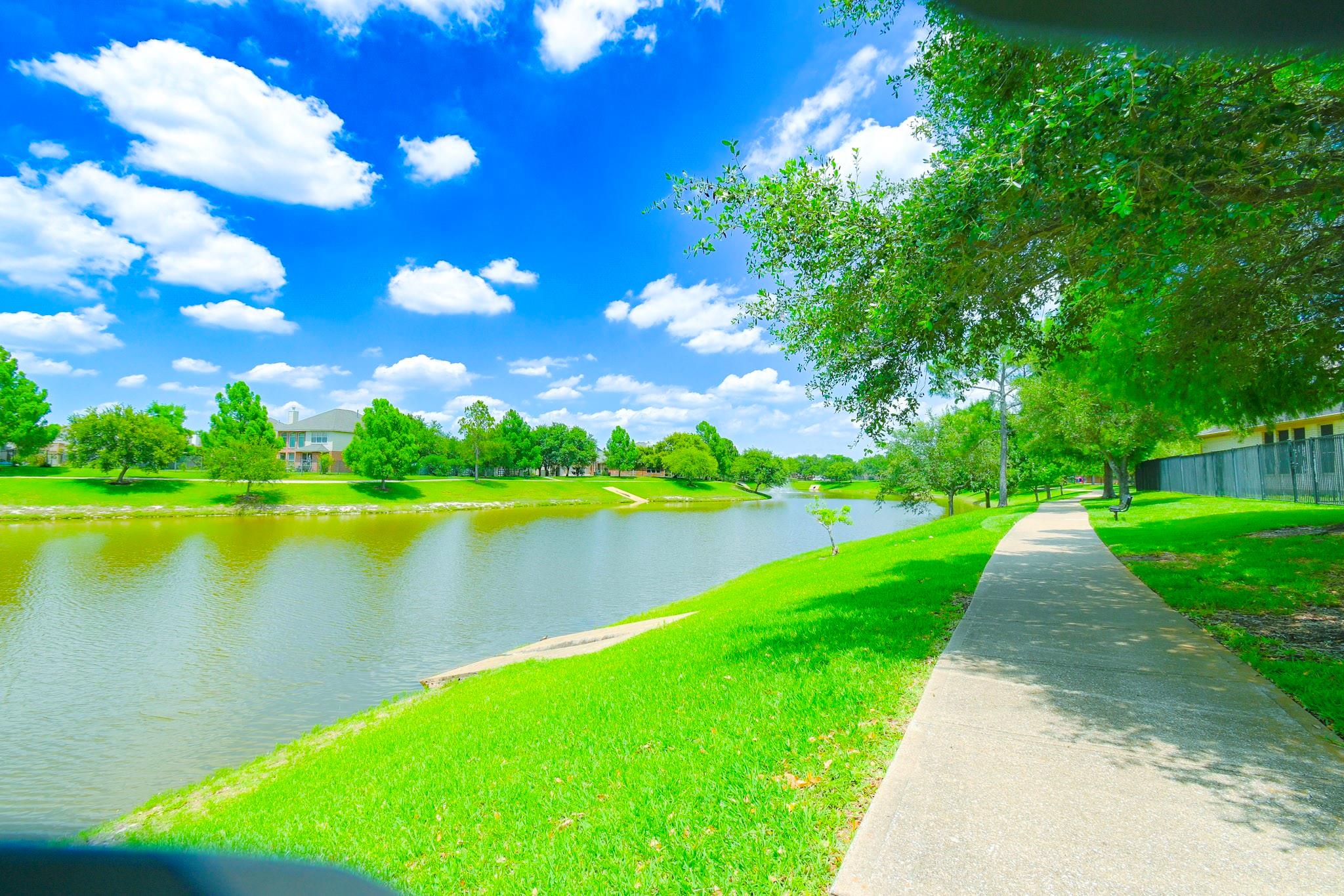 11414 Sleepy Hollow Trail Lane