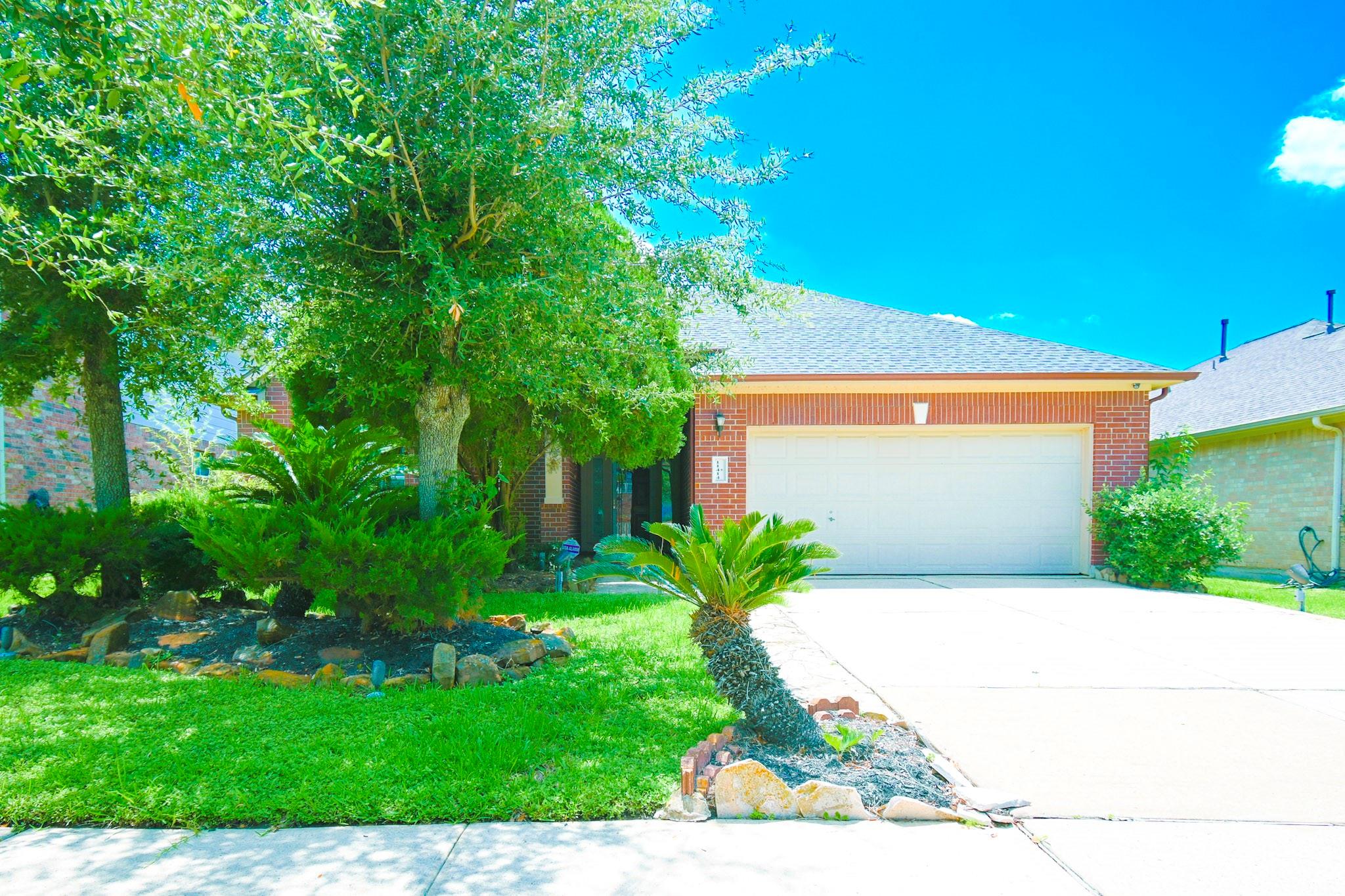 11414 Sleepy Hollow Trail Lane