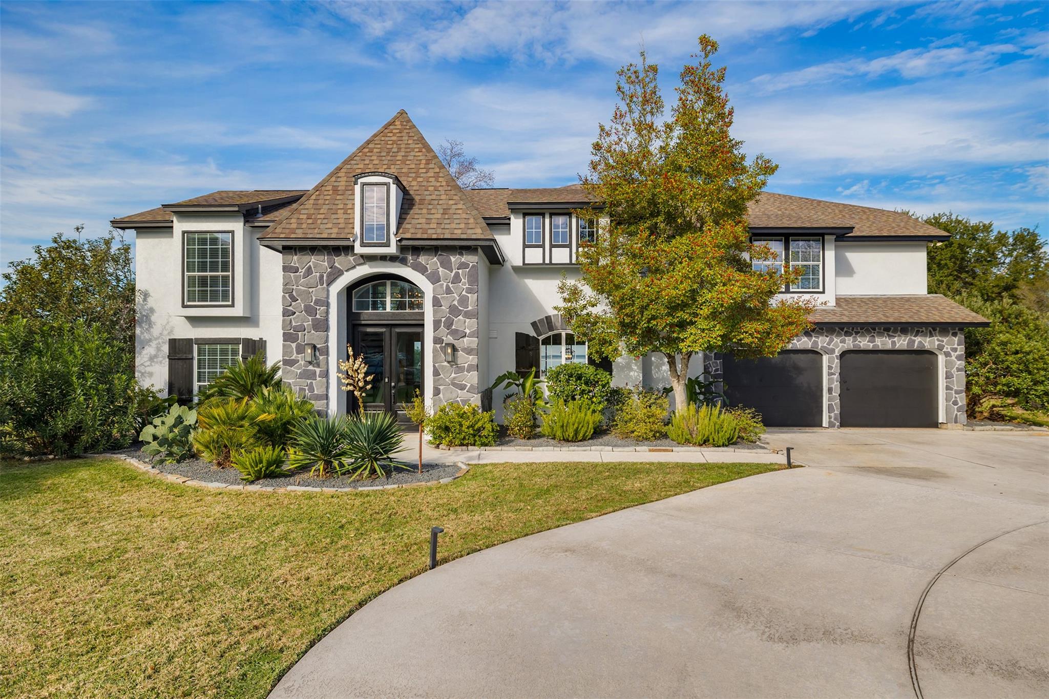 11706 Edgewater Court