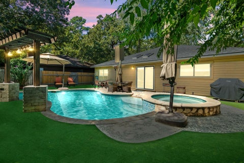 Photo of 31 S Summer Star Court, The Woodlands, TX 77380 (MLS # 96453866)