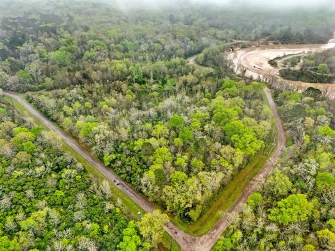 Vacant Land For Sale - 10211 S Essex Drive<br/> Montgomery County, Conroe, TX 77302