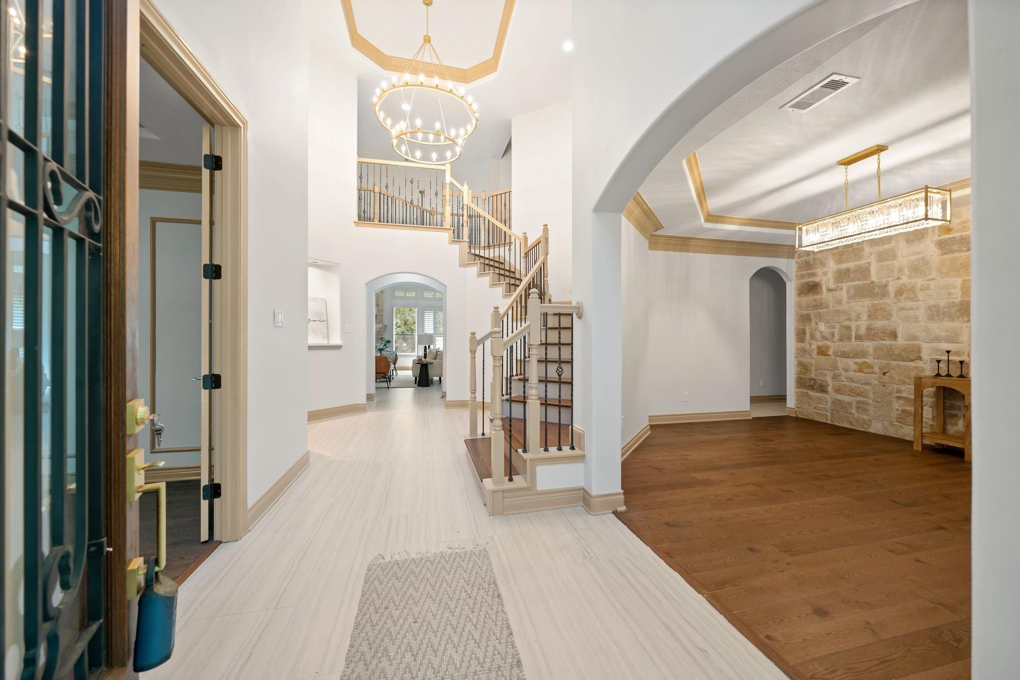 10332 Hunter Creek Lane