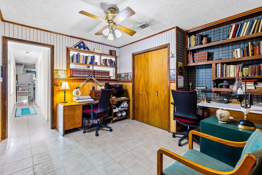 Photo of 433 W Laurelia Road, Corrigan, TX 75939 (MLS # 70895518)