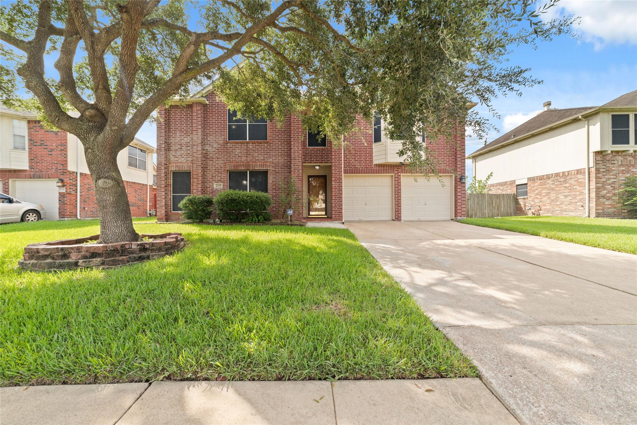 2235 Heatherwood Drive
