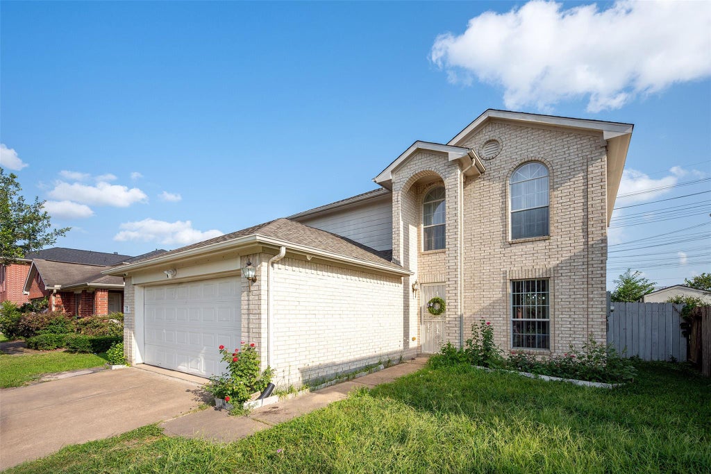 Photo of 13435 Bishop Way Drive, Houston, TX 77083 (MLS # 2446588)