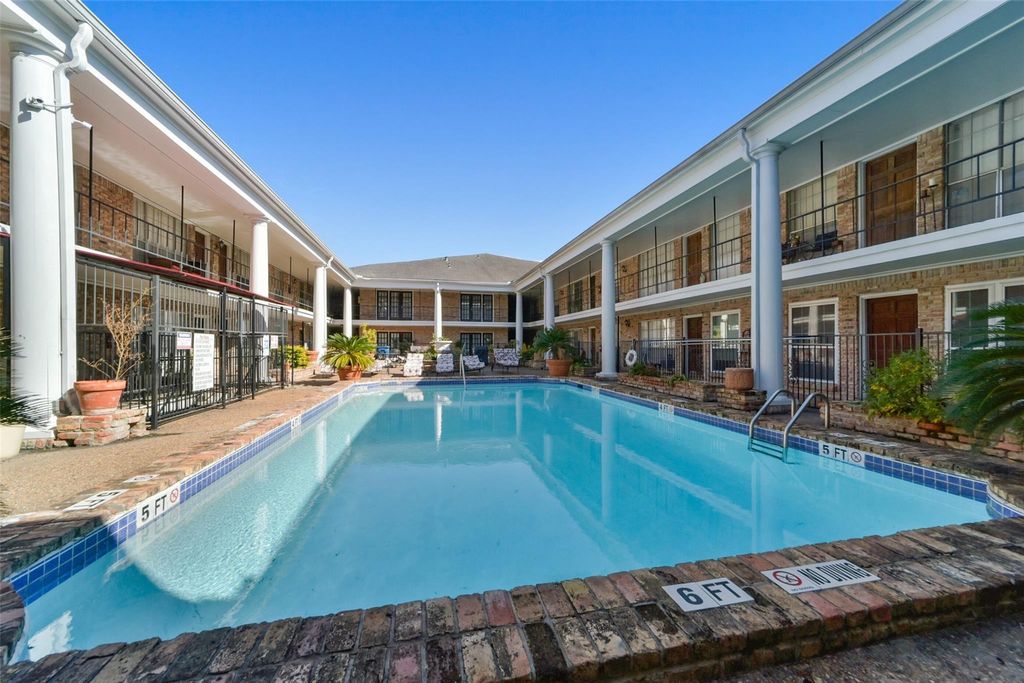 Photo of 2507 Montrose Boulevard #50, Houston, TX 77006 (MLS # 50929227)