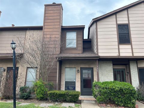 Photo of 12500 Brookglade Circle #146, Houston, TX 77099 (MLS # 13734517)
