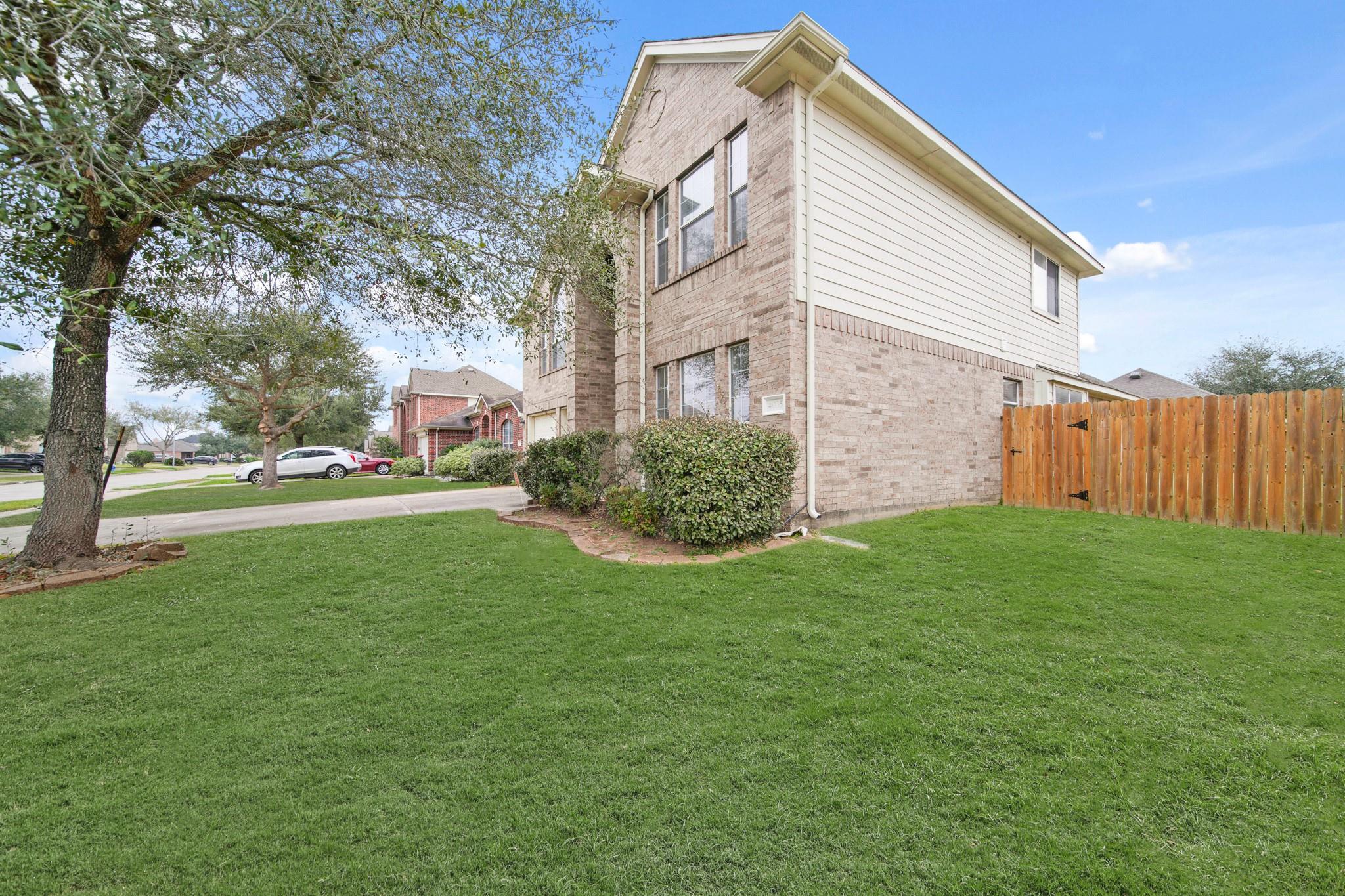 4035 E Teal Estates Circle