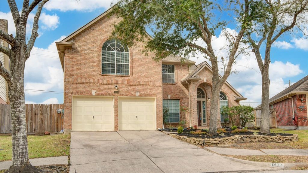 Photo of 1427 Basswood Springs Court, Houston, TX 77062 (MLS # 70583215)