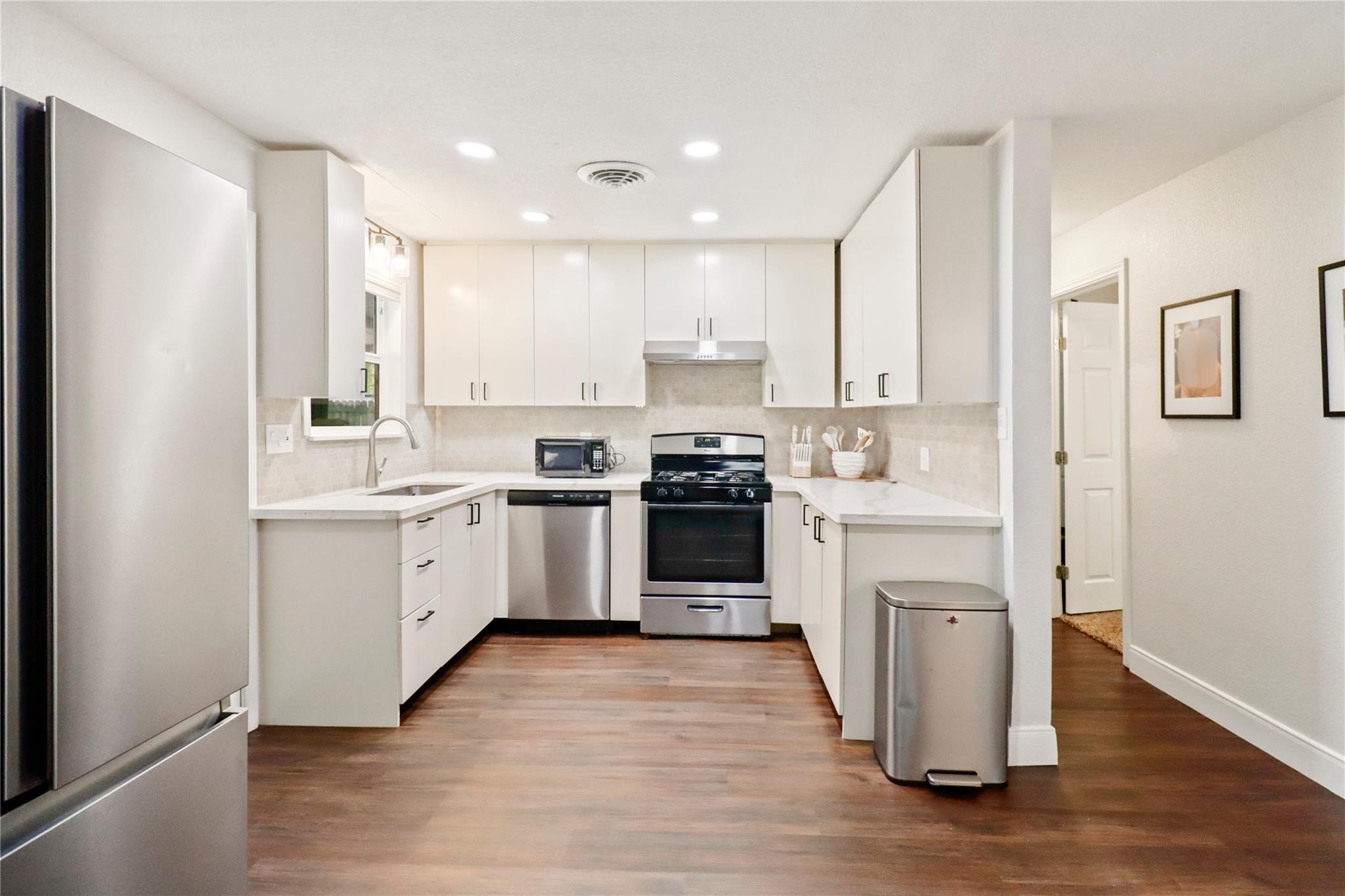 916 N Chenango Street