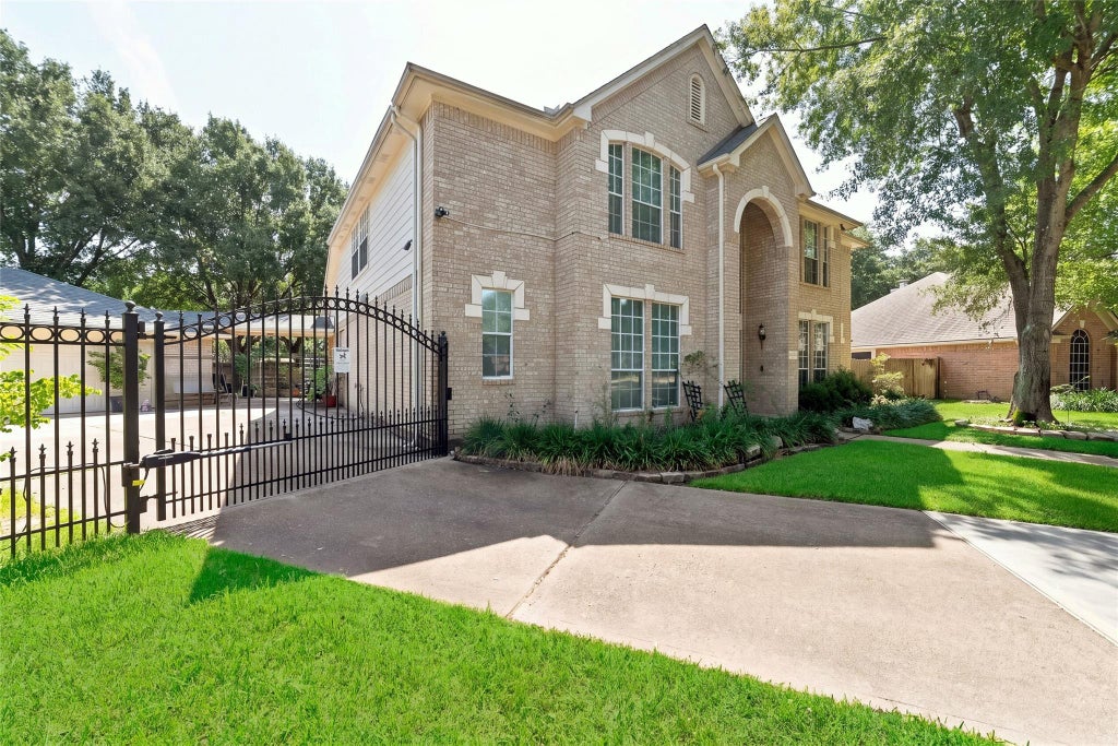 Photo of 13002 Brayton Court, Houston, TX 77065 (MLS # 76850658)