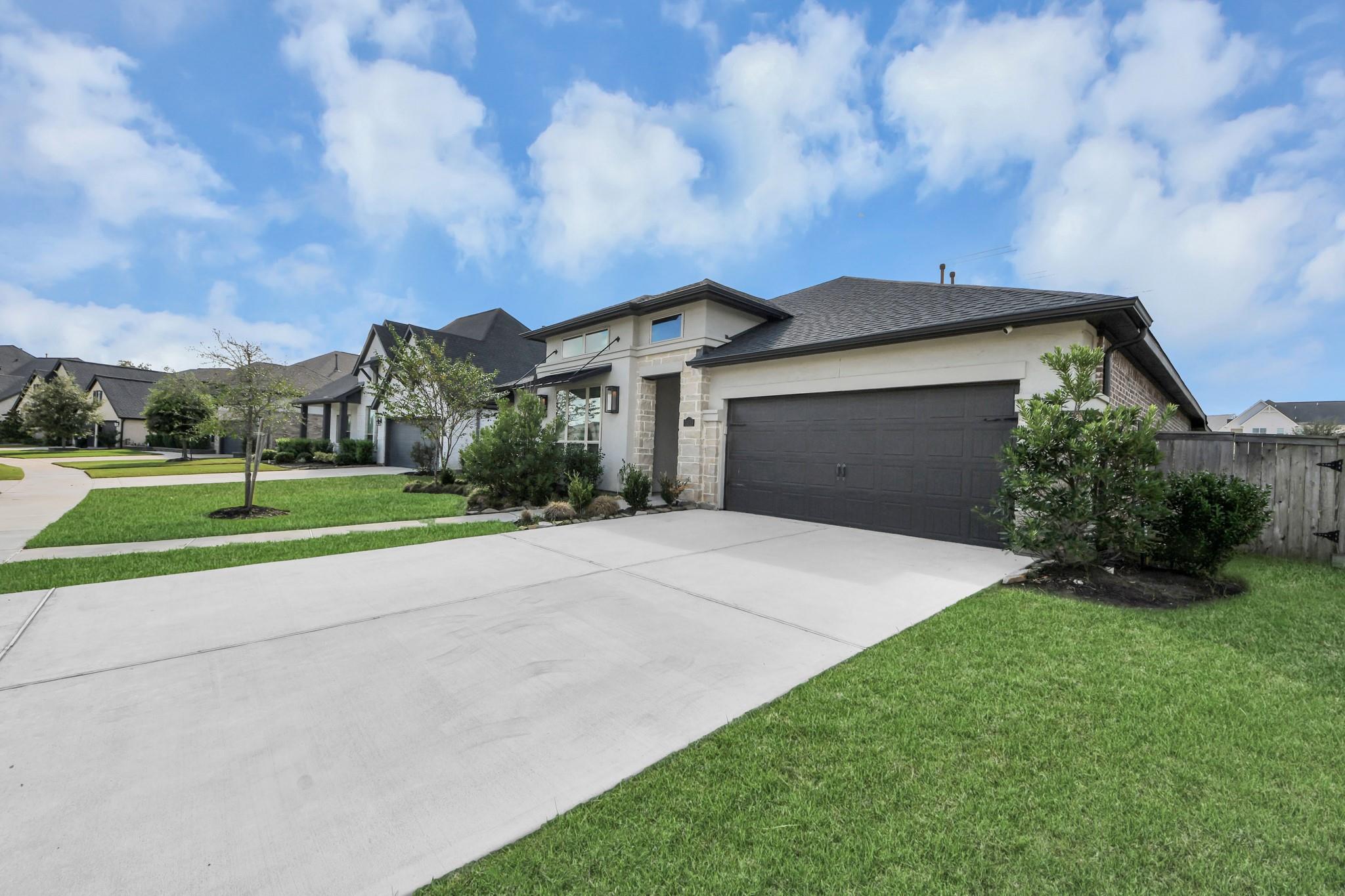 24319 Norwood Groves Drive