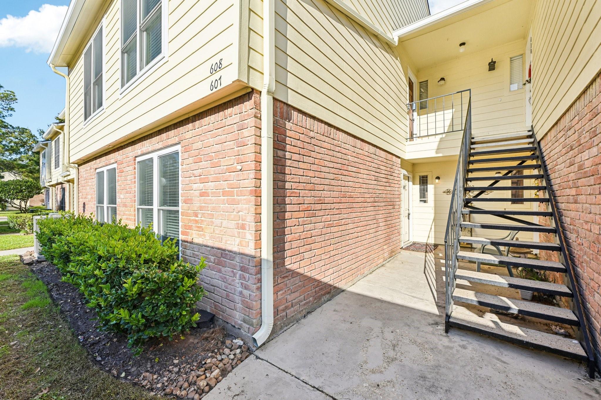 14515 Wunderlich Drive 607