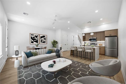 Multifamily For Rent - 8019 Grandview Street #B<br/> Harris County, Houston, TX 77051
