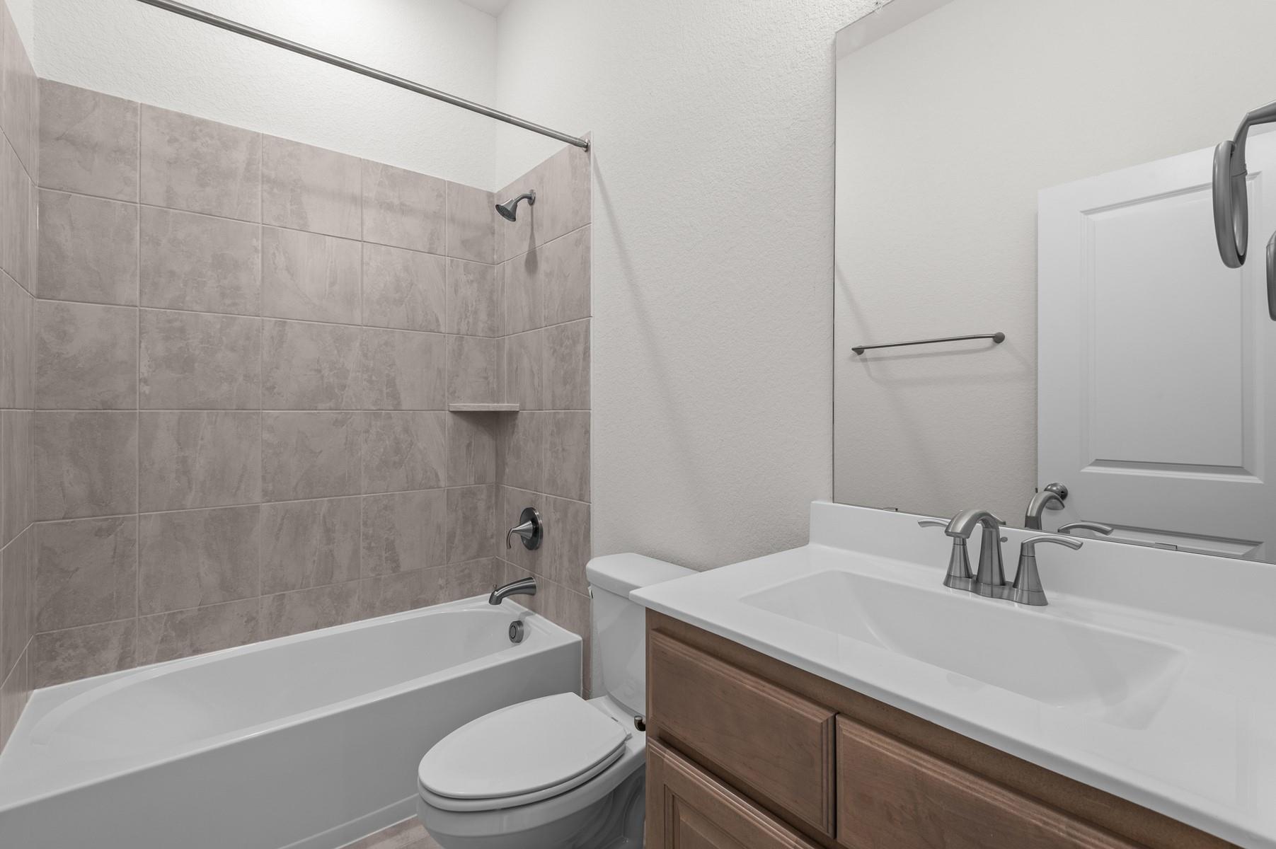 15829 Moran Meadow Street