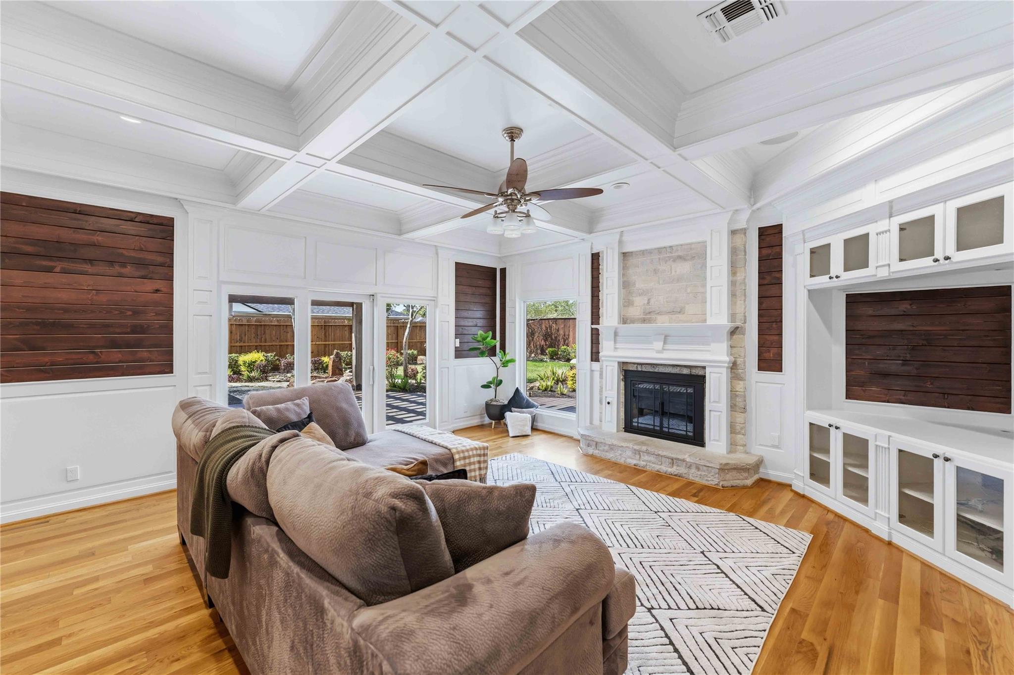 4031 Fernwood Drive
