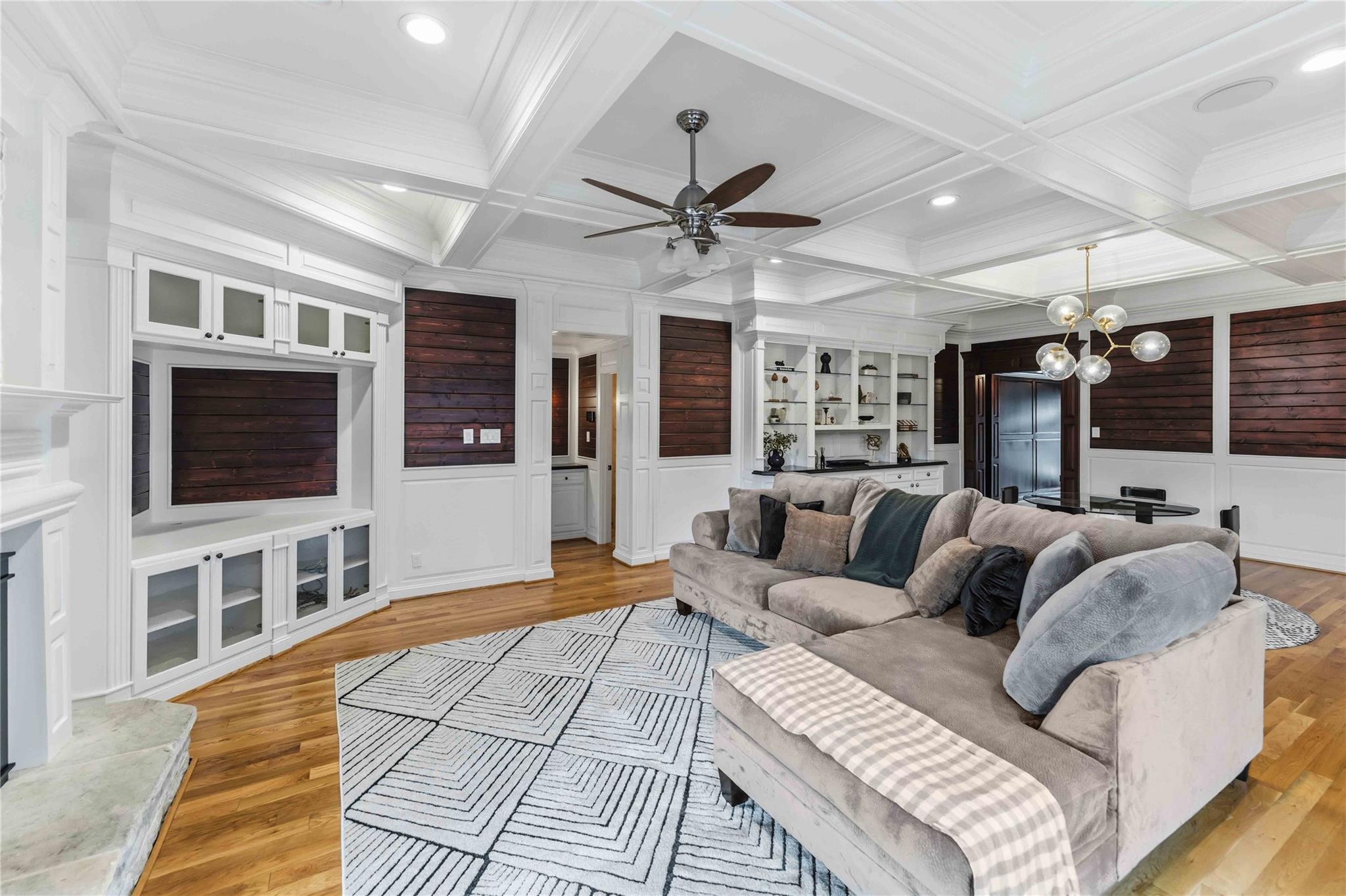 4031 Fernwood Drive