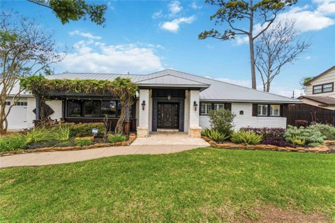 Photo of 4031 Fernwood Drive, Houston, TX 77021 (MLS # 43974588)