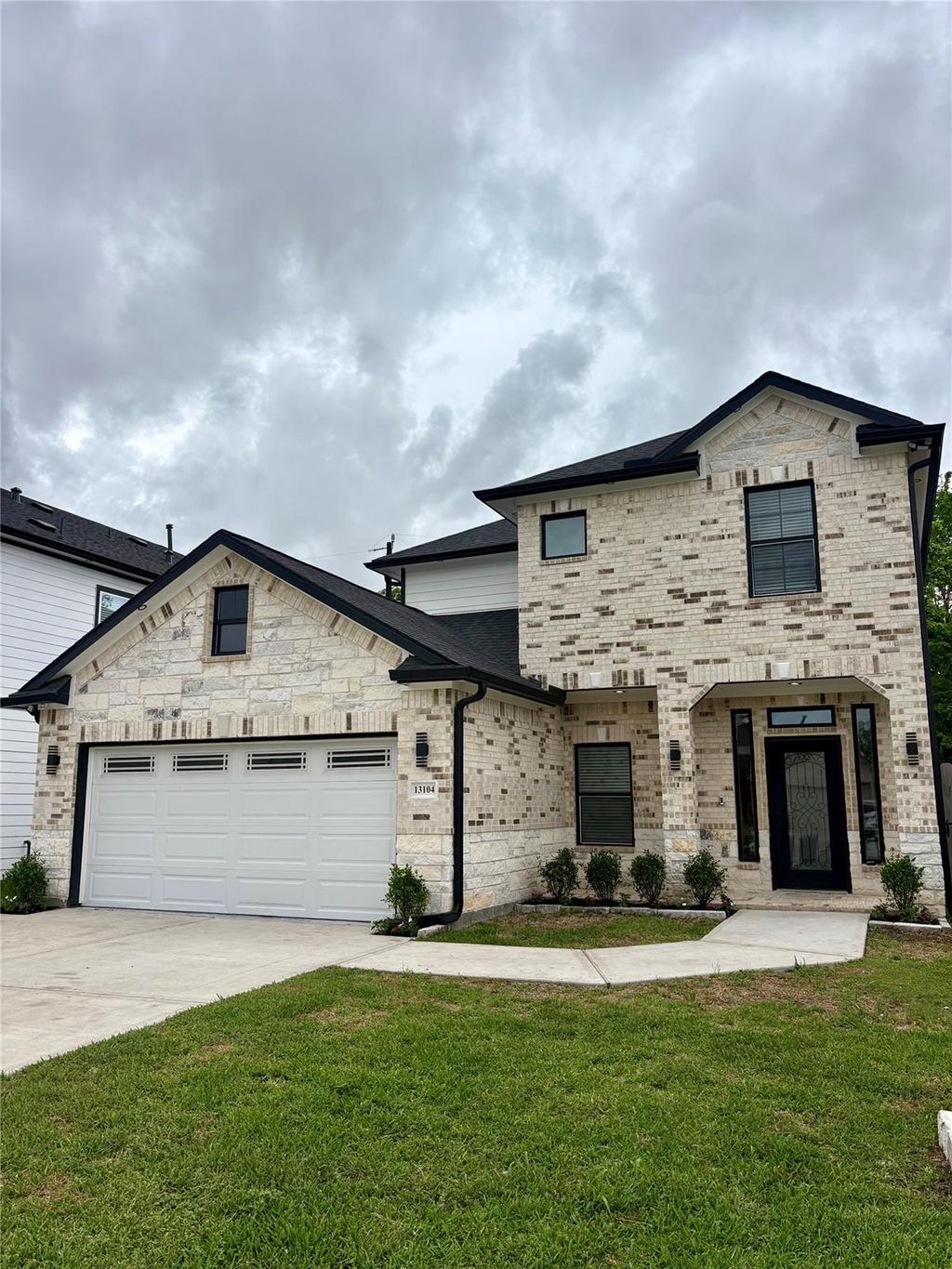 Photo of 13104 Donegal Way, Houston, TX 77047 (MLS # 70008781)