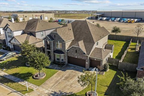 Photo of 13814 Russell Court Court, Mont Belvieu, TX 77523 (MLS # 80314046)