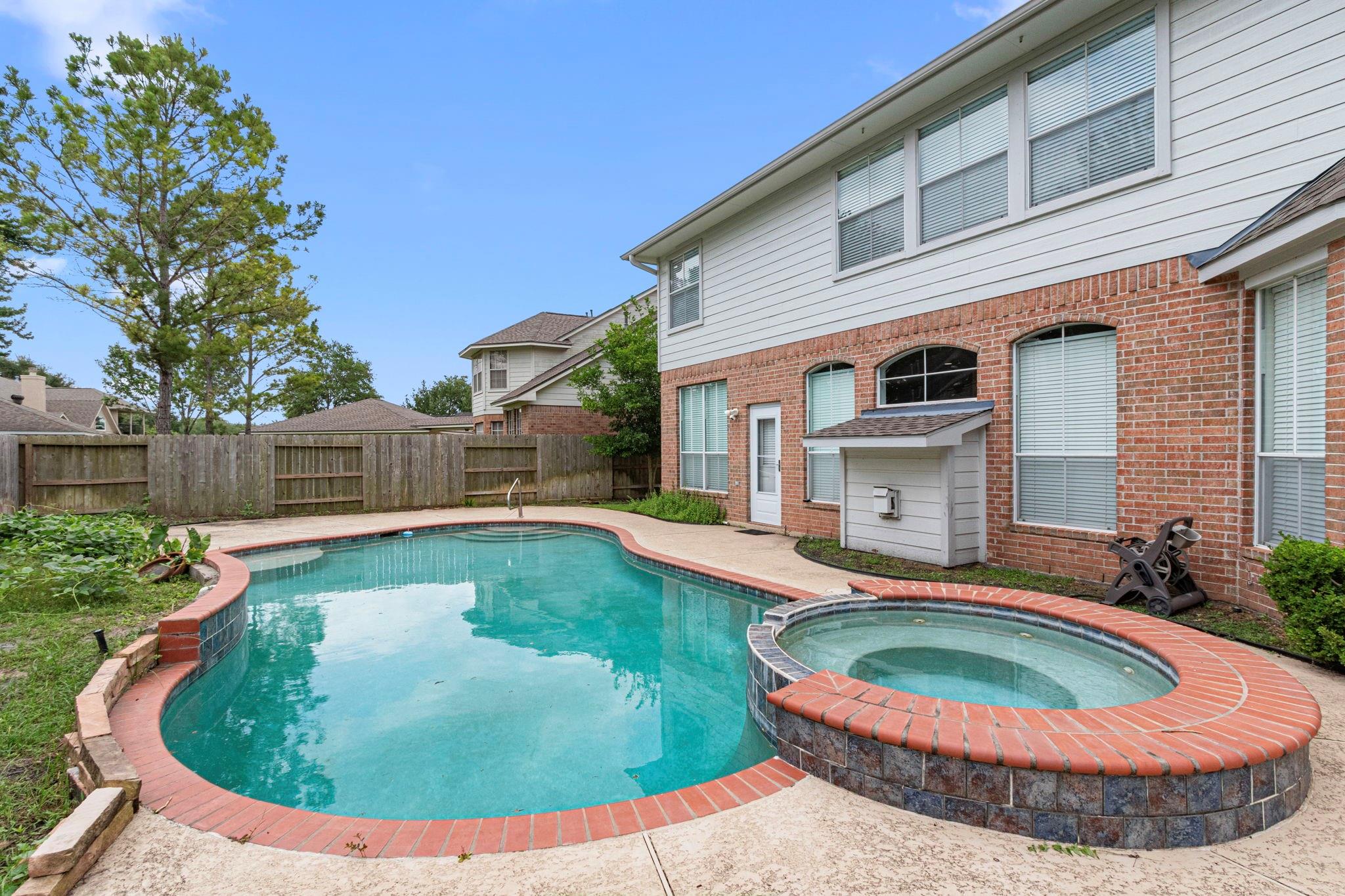 1807 Rustic Hills Court