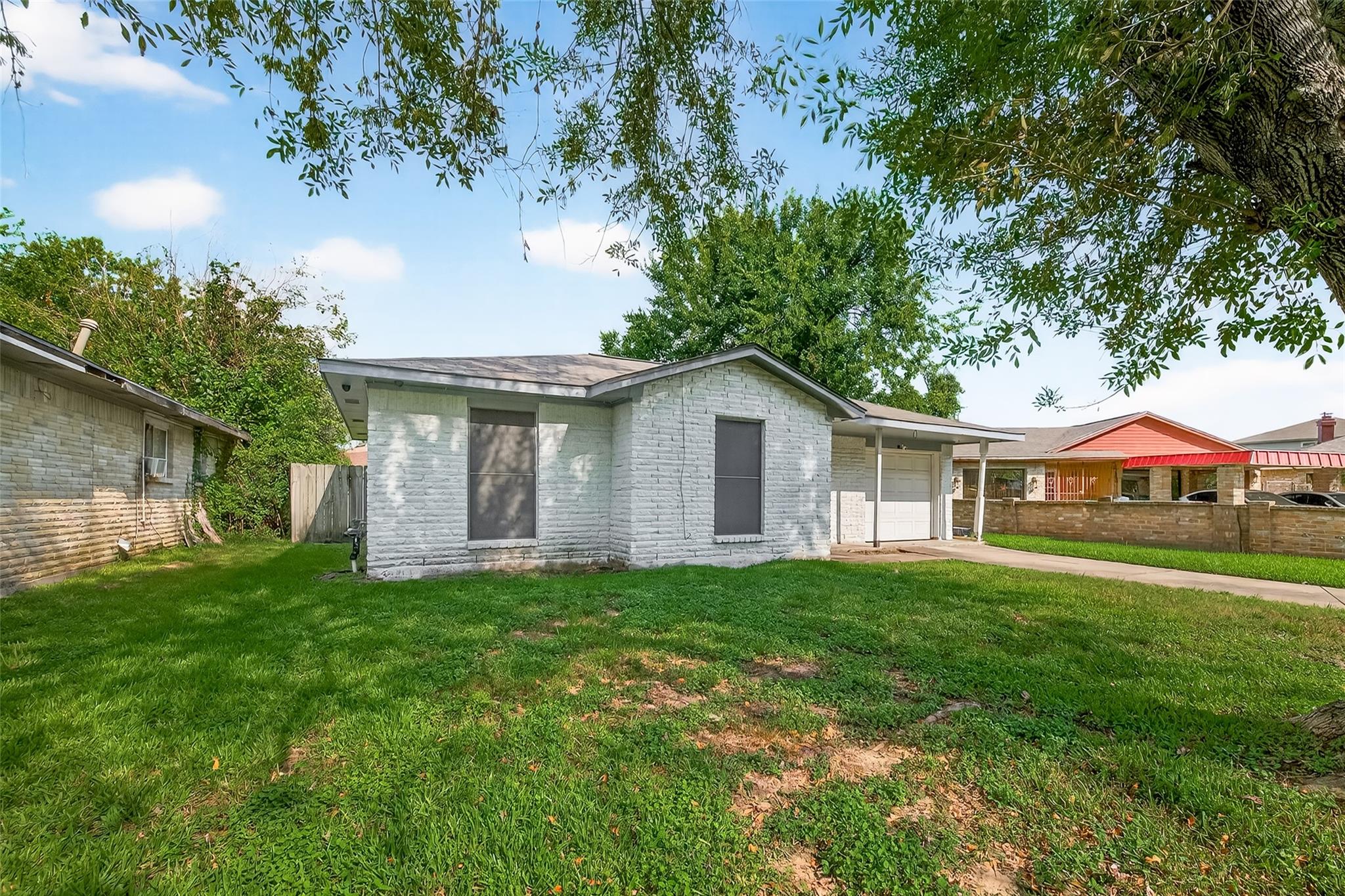 12811 Roandale Drive