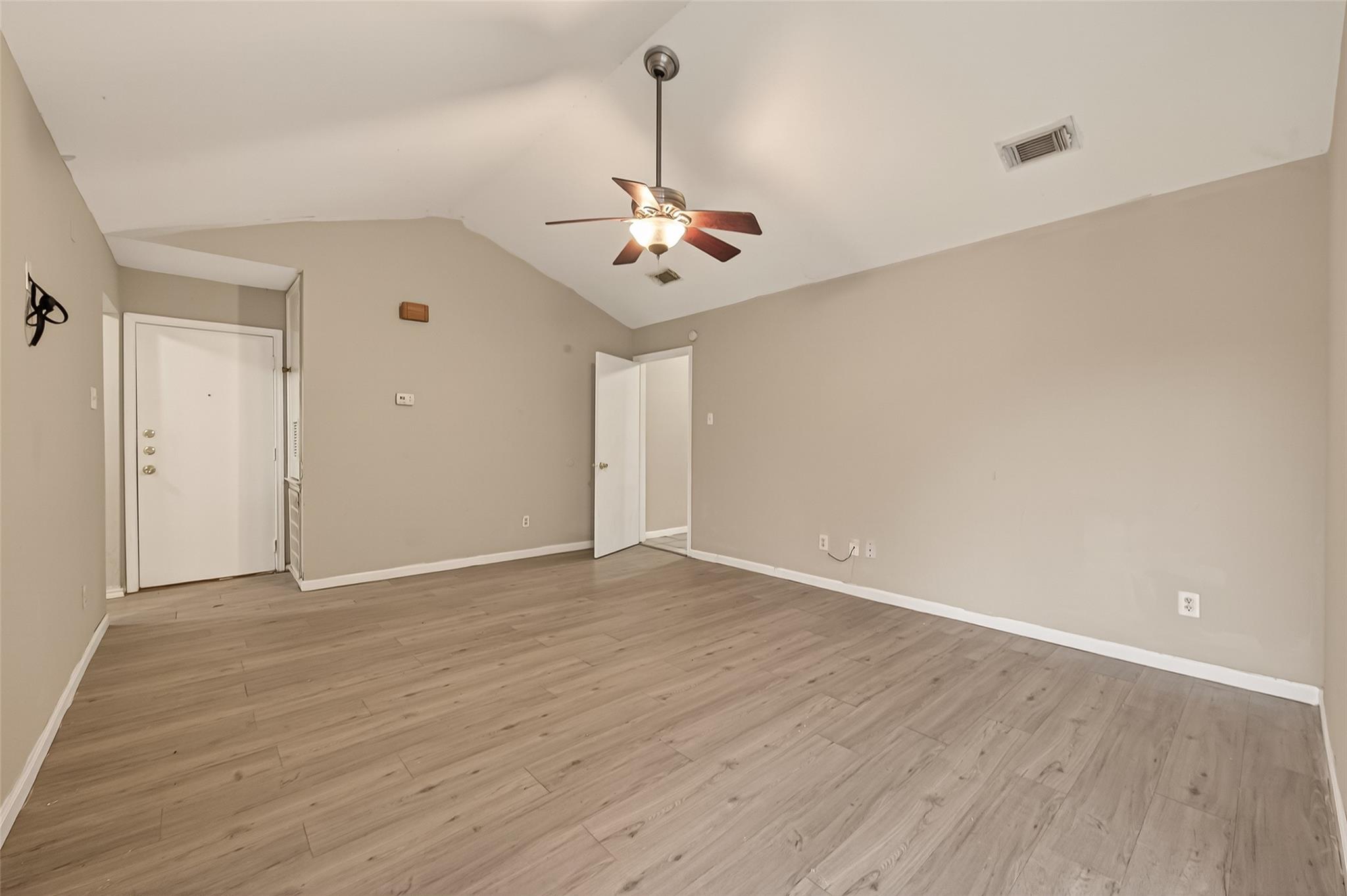 12811 Roandale Drive