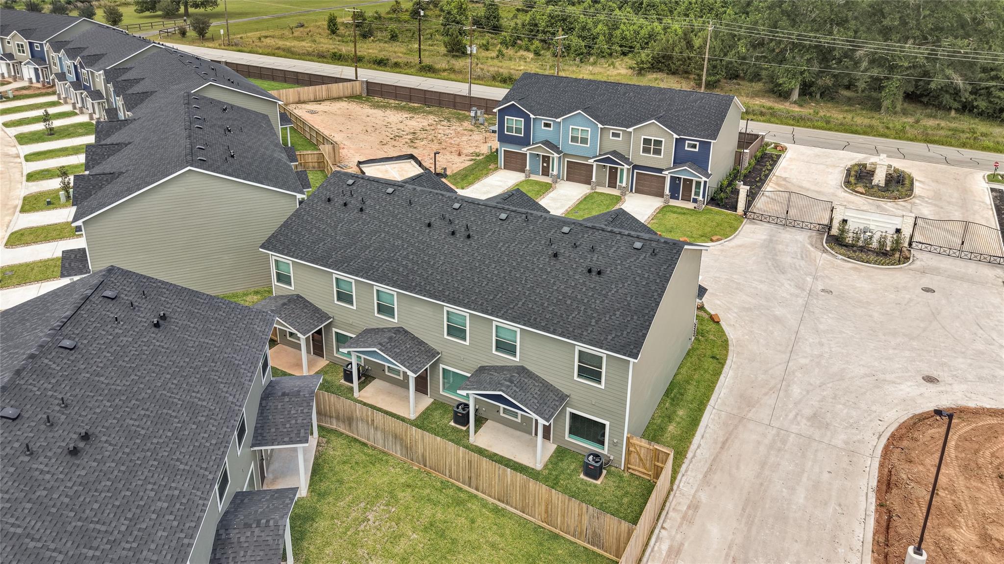 14010 Longstreet Road 4