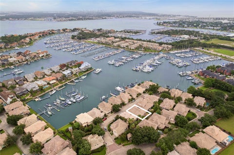 Homes For Sale - 316 Harborside Circle<br/> Galveston County, League City, TX 77565