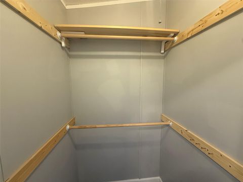 Tiny photo for 5202 Kincer Road, Damon, TX 77430 (MLS # 36991536)