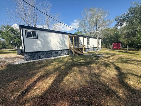 Tiny photo for 5202 Kincer Road, Damon, TX 77430 (MLS # 36991536)