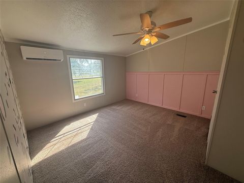 Tiny photo for 5202 Kincer Road, Damon, TX 77430 (MLS # 36991536)