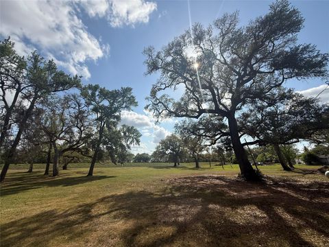 Tiny photo for 5202 Kincer Road, Damon, TX 77430 (MLS # 36991536)
