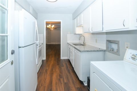 Tiny photo for 2675 Gessner Road #103, Houston, TX 77080 (MLS # 75935727)