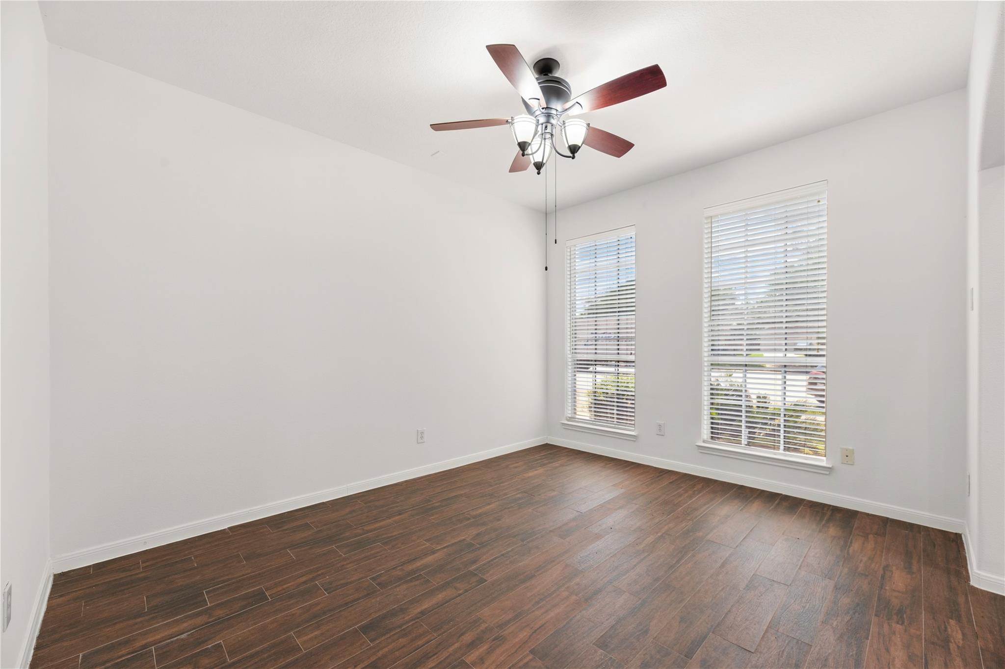 1810 Candle Light Court