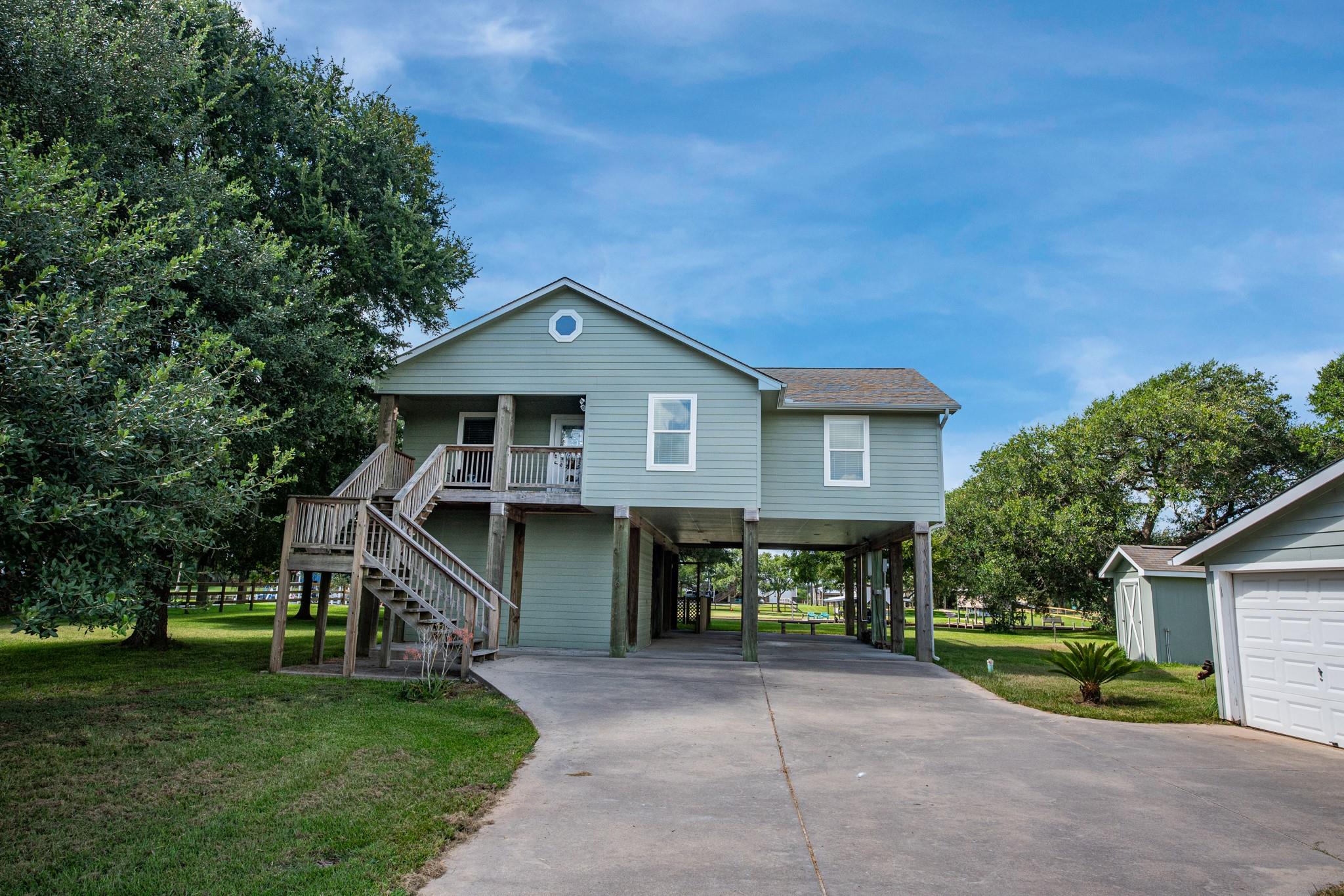 1814 County Road 297