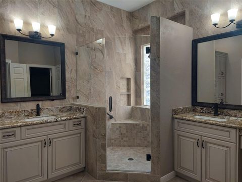 Property photo of 1601 N Lago Vista Court, Pearland, TX 77581