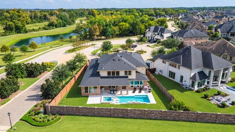 Photo of 1010 Mcmurtry Ridge Drive, Katy, TX 77494 (MLS # 21933221)