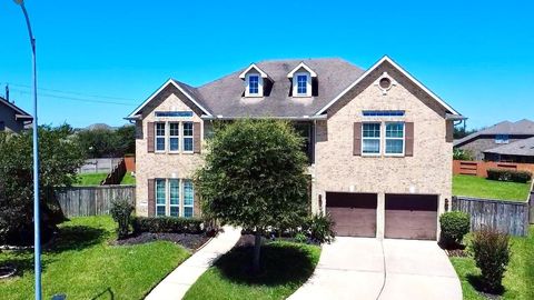 Photo of 2207 Hannah Creek Court, Pearland, TX 77089 (MLS # 16985704)