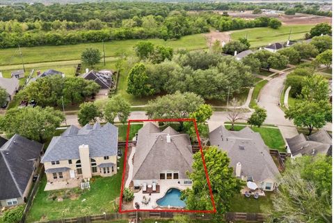 Photo of 1264 Deerbrook Drive Dr, Sugar Land, TX 77479 (MLS # 78524945)