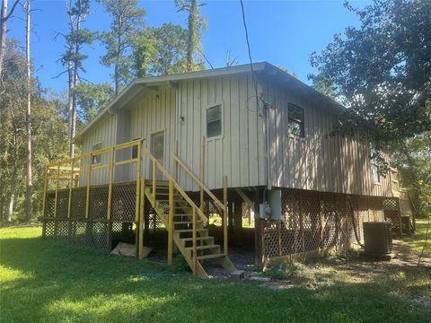 Photo of 17901 Pine Street, Crosby, TX 77532 (MLS # 87502222) Photo of 17901 Pine Street, Crosby, TX 77532 (MLS # 87502222)