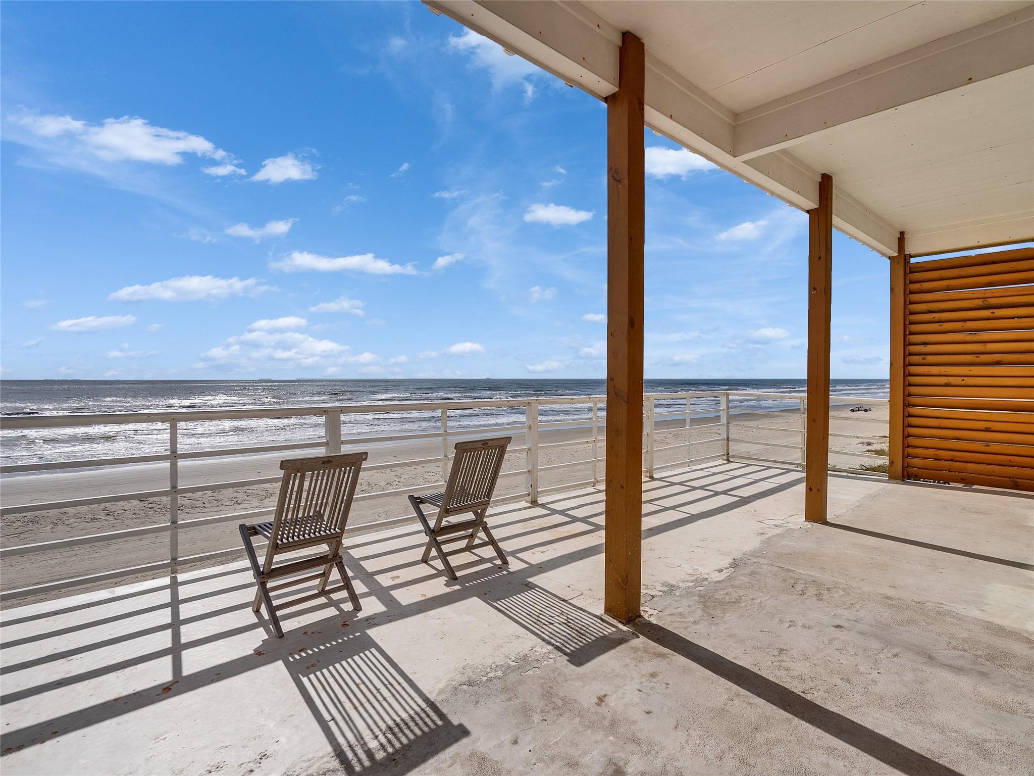 10602 Blue Water Highway