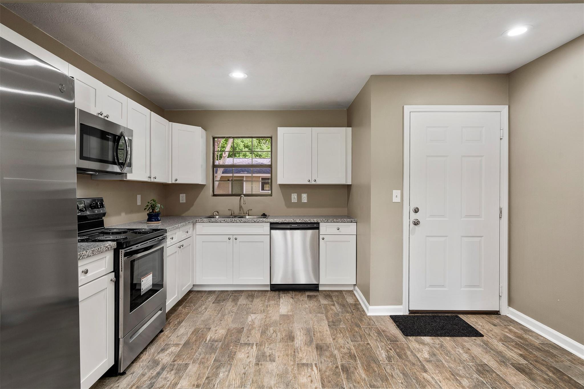 3411 Balboa Circle 2