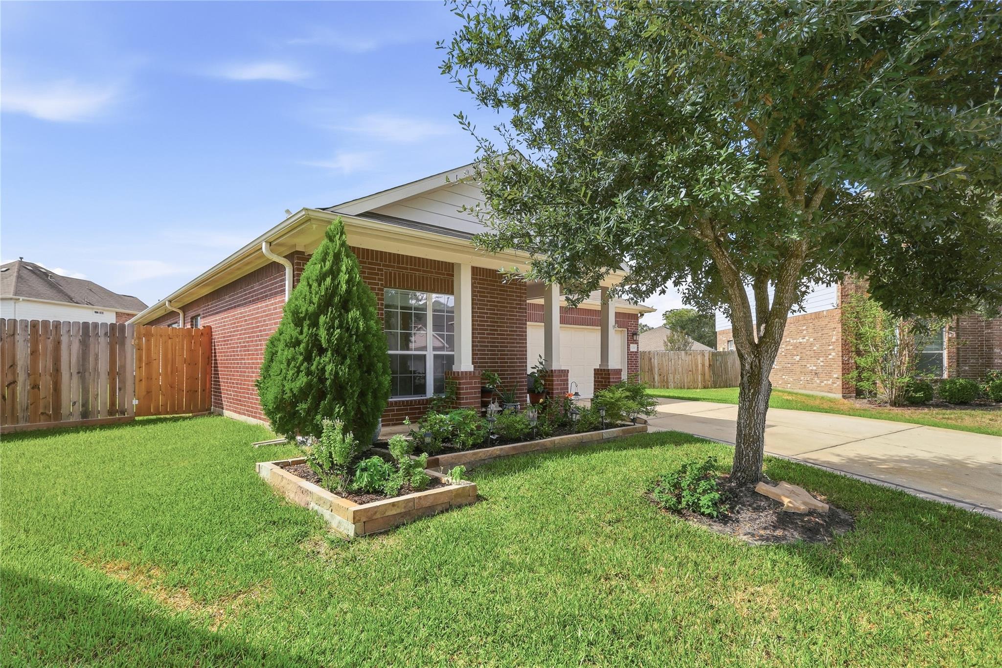 5206 Clipper Hill Court