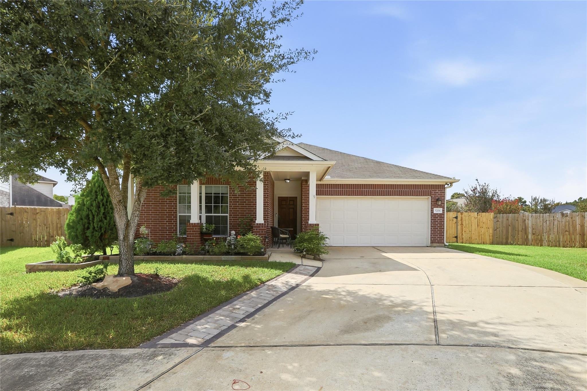 5206 Clipper Hill Court