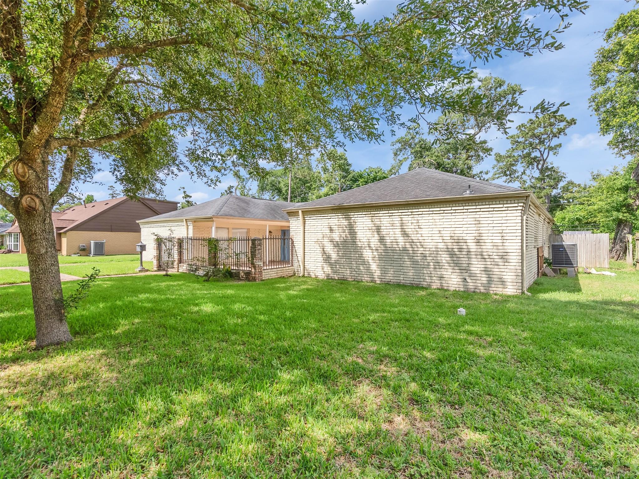 3015 Inwood Drive