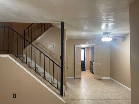 Tiny photo for 6989 Chasewood Drive, Houston, TX 77489 (MLS # 41978512)