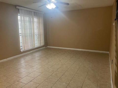 Tiny photo for 6989 Chasewood Drive, Houston, TX 77489 (MLS # 41978512)